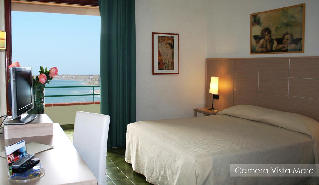 Costa Tiziana Hotel Village Crotone Kamer foto